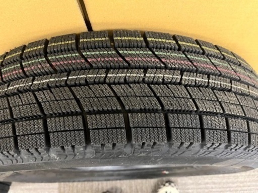 未使用 195/80R15 96Q スタッドレスタイヤ　値下げしました