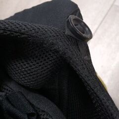 メッシュ素材　抱っこ紐の画像