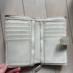 ボッテガヴェネタ　編み込み　折り財布 の画像