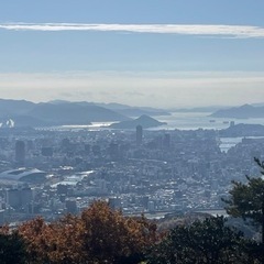 三滝山登山を通じて、山での歩き方や道具の使い方をお伝え。初めてや...