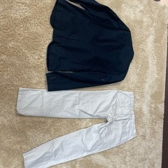 GAP ジャケットとパンツの画像
