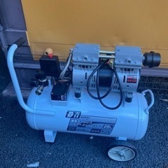 高儀　静音オイルレスエアーコンプレッサー25L