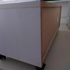 ニトリ テレビ台 キャスター付 リビング棚の画像