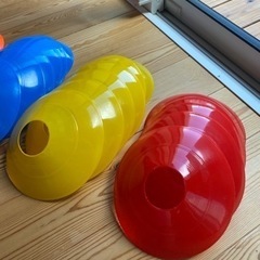 【新品未使用】マーカーコーン　30枚(5色各6枚ずつ)セットの画像