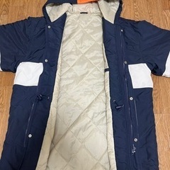 未使用　激レア　BOSS ベンチコートの画像