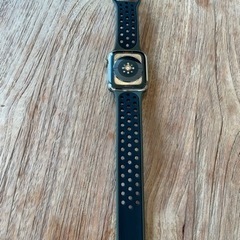 アップルウォッチ 42mm/44mm/45mm/49mm シリコンスポーツバンド 緑の画像