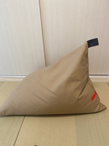 tetra 8号帆布レギュラーサイズ　ビーズクッション三角