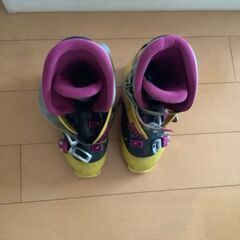 スキーブーツの画像