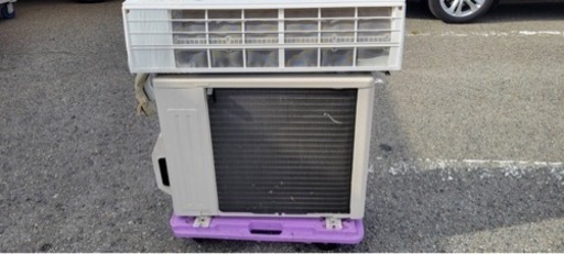 2013年製6畳用エアコン富士通100V2.2kw AS-J22C-W