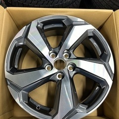RAV4 Gグレード純正　18インチアルミホイール　新品　4本