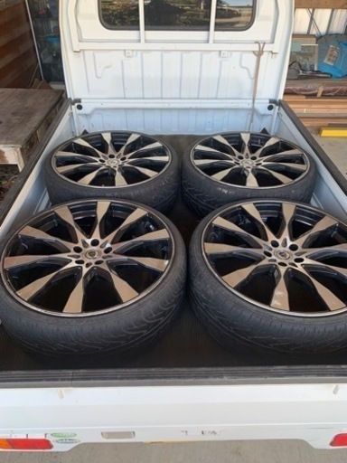 アルファード、ヴェルファイア等　22インチアルミ