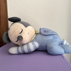 ベビーミッキー　寝かしつけ　ぬいぐるみ