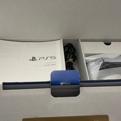 PS5 CFI-1200A01 本体　ディスクドライブ搭載版の画像