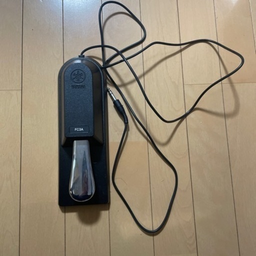 ピアノペダル