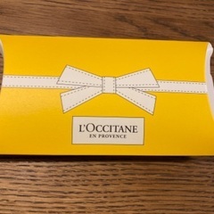 ロクシタン　リップクリーム　ラッピング付きの画像