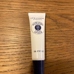 ロクシタン　リップクリーム　ラッピング付きの画像