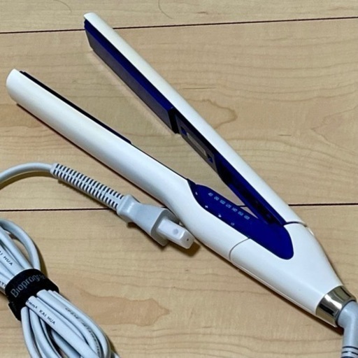 ストレートアイロン ヘアビューロン 3D Plus