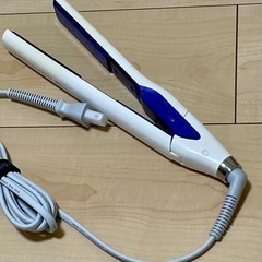 ストレートアイロン ヘアビューロン 3D Plus の画像