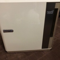 値下げ⭐️500円⭐️ハイブリッド式加湿器　ダイニチ　hd3018 2018年製の画像