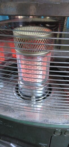 コロナ 石油ストーブ電源不要 電池 ポータブルストーブ 3000円キャンプ•災害用に