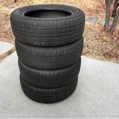 ランクル300 ノーマルタイヤ　ほぼ新車はずしの画像