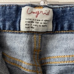 アングリッドジーンズの画像