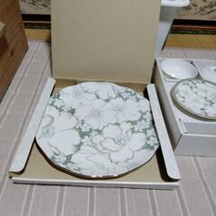 高級ナルミチャイナのセット