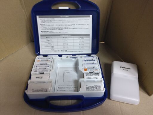 【中古】Panasonic◆エネループ/eneloop/ニッケル水素電池充電器セット　K-KJ22MCC84