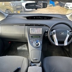 H 22トヨタ プリウス  82,688KM  車検 7年2月の画像