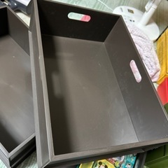 収納ケース４個＆防虫ピレパラアース　　新品お値下げしました！の画像