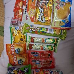 駄菓子と小さなお菓子カップラーメン追加