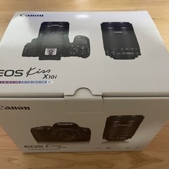 メルカリ最安値Canon 一眼レフカメラ　EOS Kiss x10i新品購入1ヶ月経過の画像