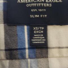アメリカンイーグル　チェックシャツ　XSスリムフィット　綿100%　カンボジア製の画像