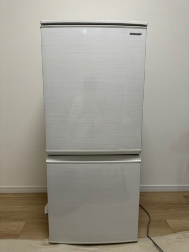 高年式 SHARP 冷蔵庫 137L 2019年製 SJ-D14E-W