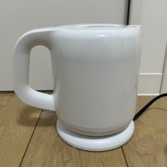 電気ケトル　YAMAZENの画像