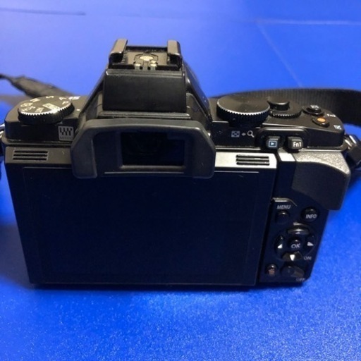 【格安ジャンク！】OLYMPUS OM-D EM-5 【ミラーレス一眼】