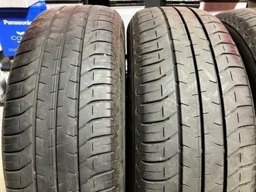 195/65R15バリ山ラジアルタイヤ4本　プリウス、ノア、ヴォクシー、ステップワゴン、セレナ等　ランクB
