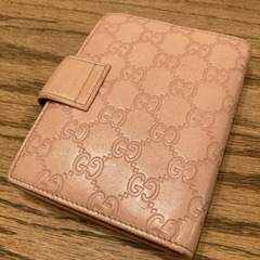 GUCCI 手帳の画像