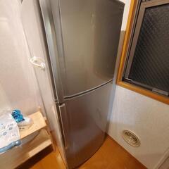 現在は屋根付き屋外ガレージ保管です。今週末まで！シャープ　201...