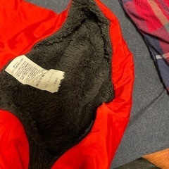 新品】kids ネックウォーマーand帽子レッド✖️ブラックがオシャレのあかとブラックの画像