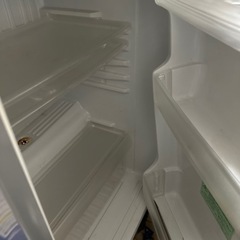 2ドア冷蔵庫の画像