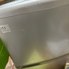 2ドア冷蔵庫の画像