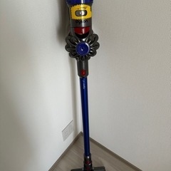 ダイソン Dyson V7 サイクロン式 コードレス掃除機 dyson SV11FFOLB 2018年モデルの画像