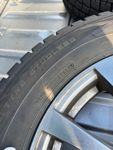【9.9部山】スタッドレス、ホイールセット　235/65R16
