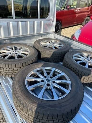 【9.9部山】スタッドレス、ホイールセット　235/65R16