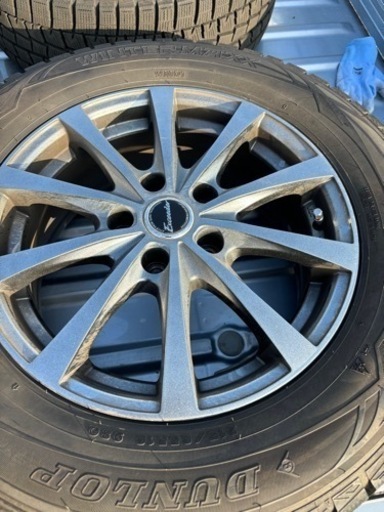 【9.9部山】スタッドレス、ホイールセット　235/65R16