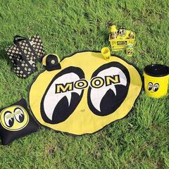 ムーンアイズ　ラグマット　ビッグ　車内　インテリア　ラットフィンク　アメリカの画像