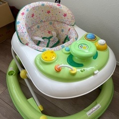 西松屋 歩行器