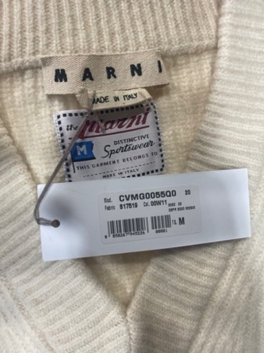 正規品未使用のMARNIオーバーサイズニット
