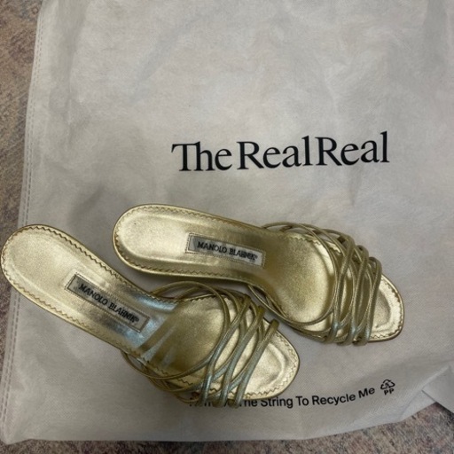 Monolo Blahnik ゴールド　ヒールサンダル